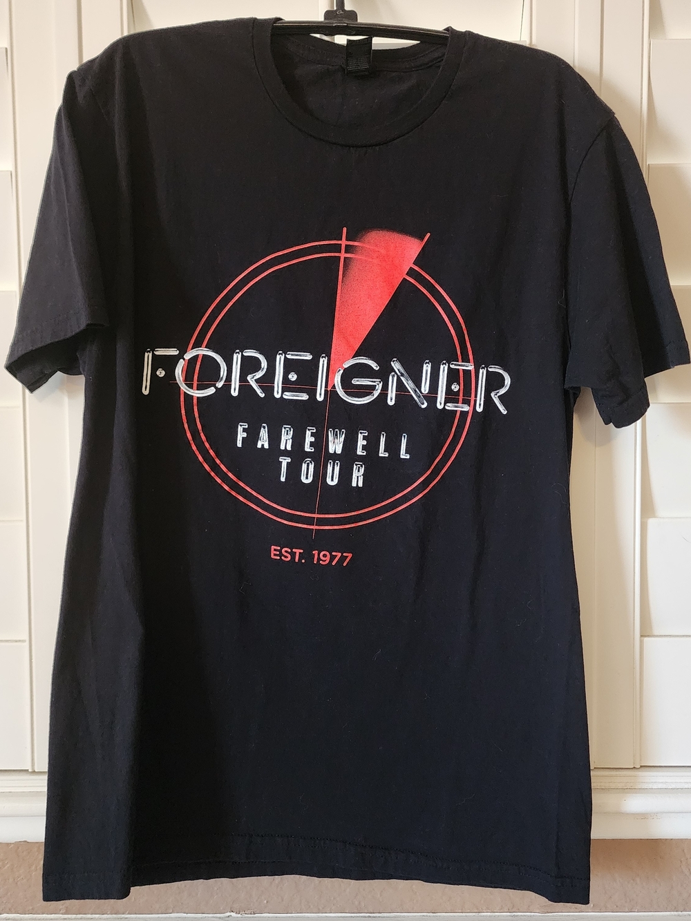 Gildan Foreigner Black Graphic T-shirt Farewell Tour 2024 Size Medium
